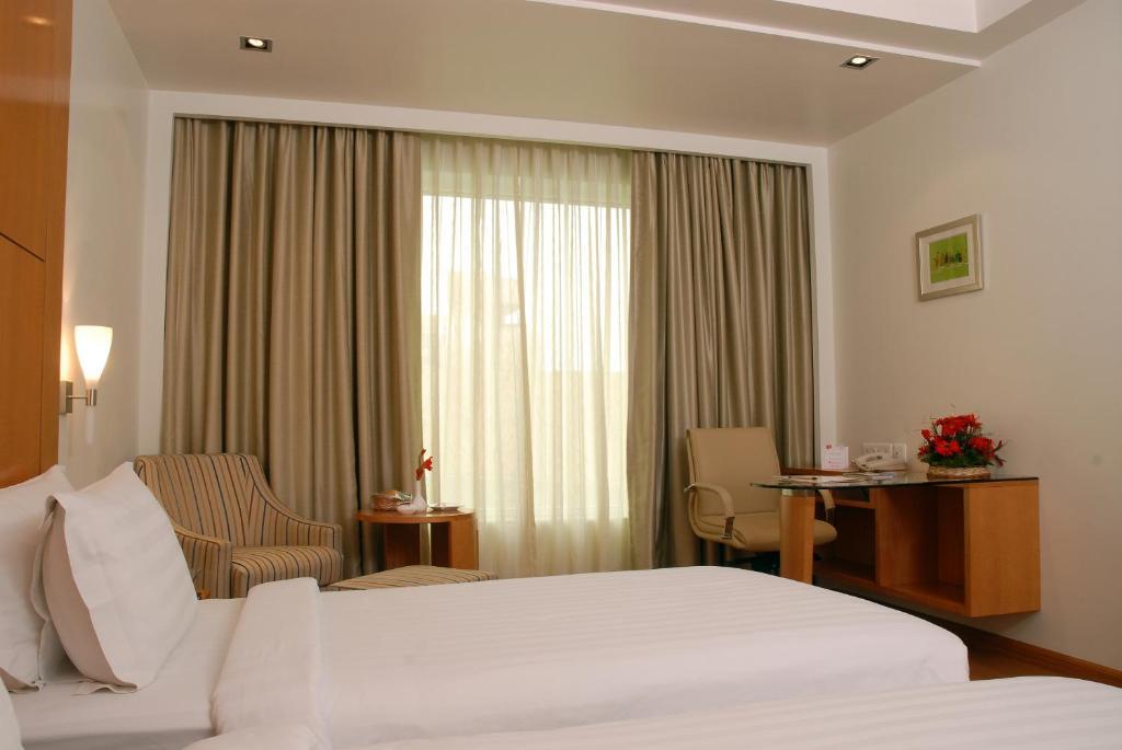 Ramada By Wyndham Jaipur Hotel Room photo